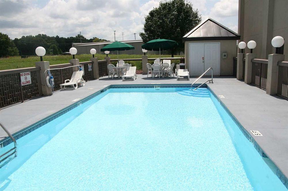 Hampton Inn Tullahoma Zewnętrze zdjęcie