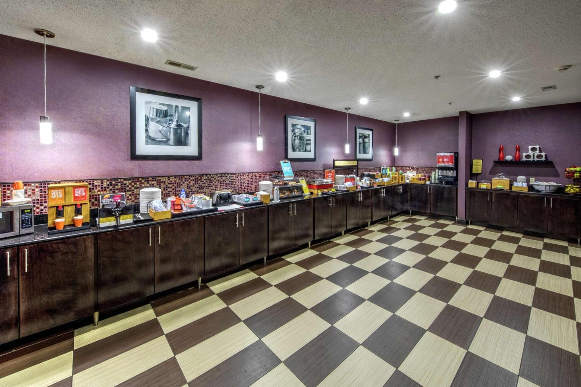 Hampton Inn Tullahoma Zewnętrze zdjęcie